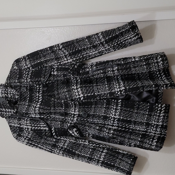 EUC BCX Women's Wool Coat Size XS Plaid Black and White - Picture 7 of 12
